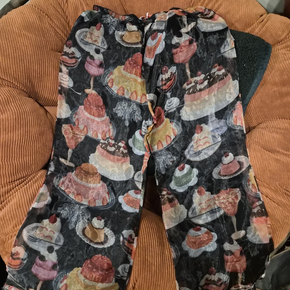 Lisa Says Gah Liora Ruffle Pants Dessert Print - Picture 3 of 4